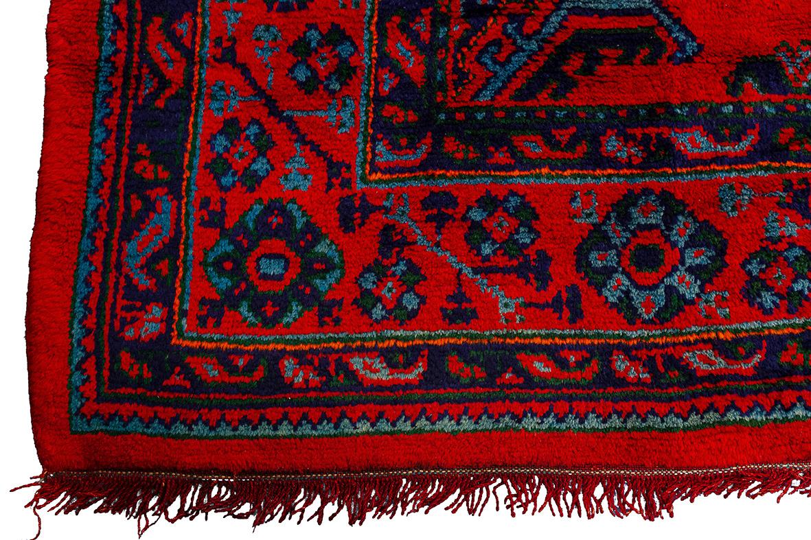 Oushak-Teppich Rotes Feld im Zustand „Gut“ im Angebot in Ferrara, IT