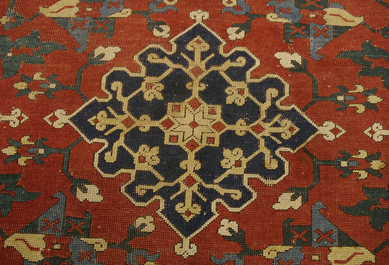 Oushak-Teppich Rotes Feld im Zustand „Gut“ im Angebot in Ferrara, IT