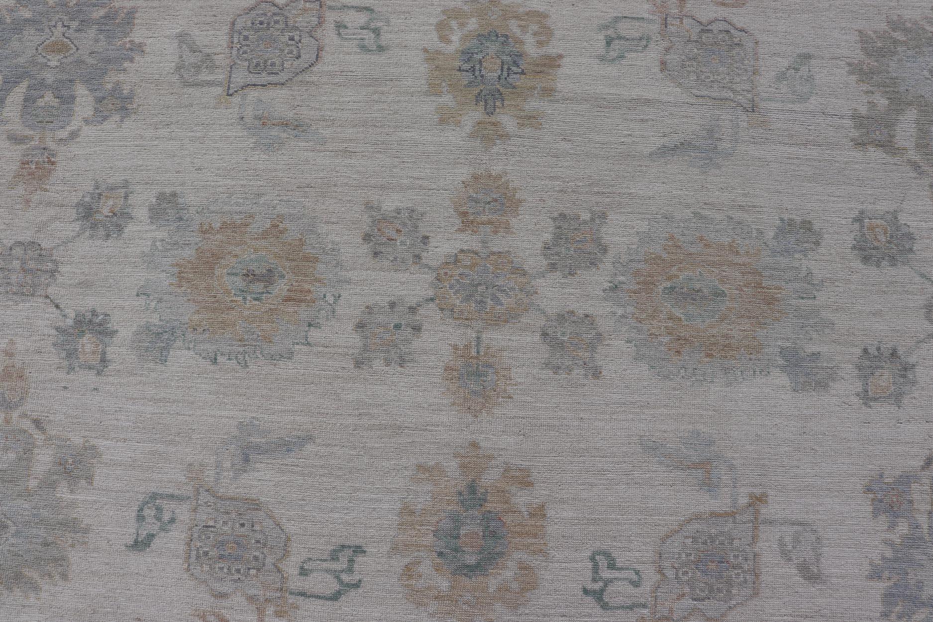 Oushak Rug with Ivory Soft Pastel Accents in Sage, Peach, and Blue 12'3 x 17'10 In New Condition For Sale In Atlanta, GA