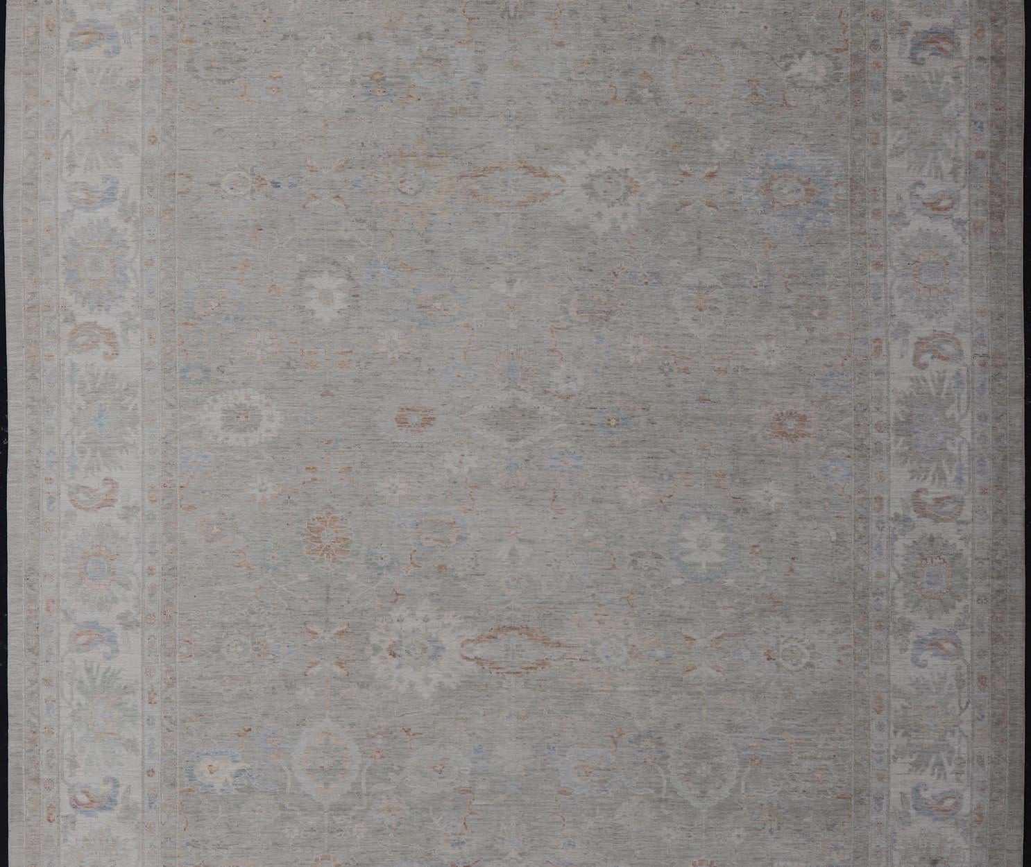 Tappeto Oushak con base verde salvia e sottili accenti pastello 13'6 x 19'0 in vendita 5