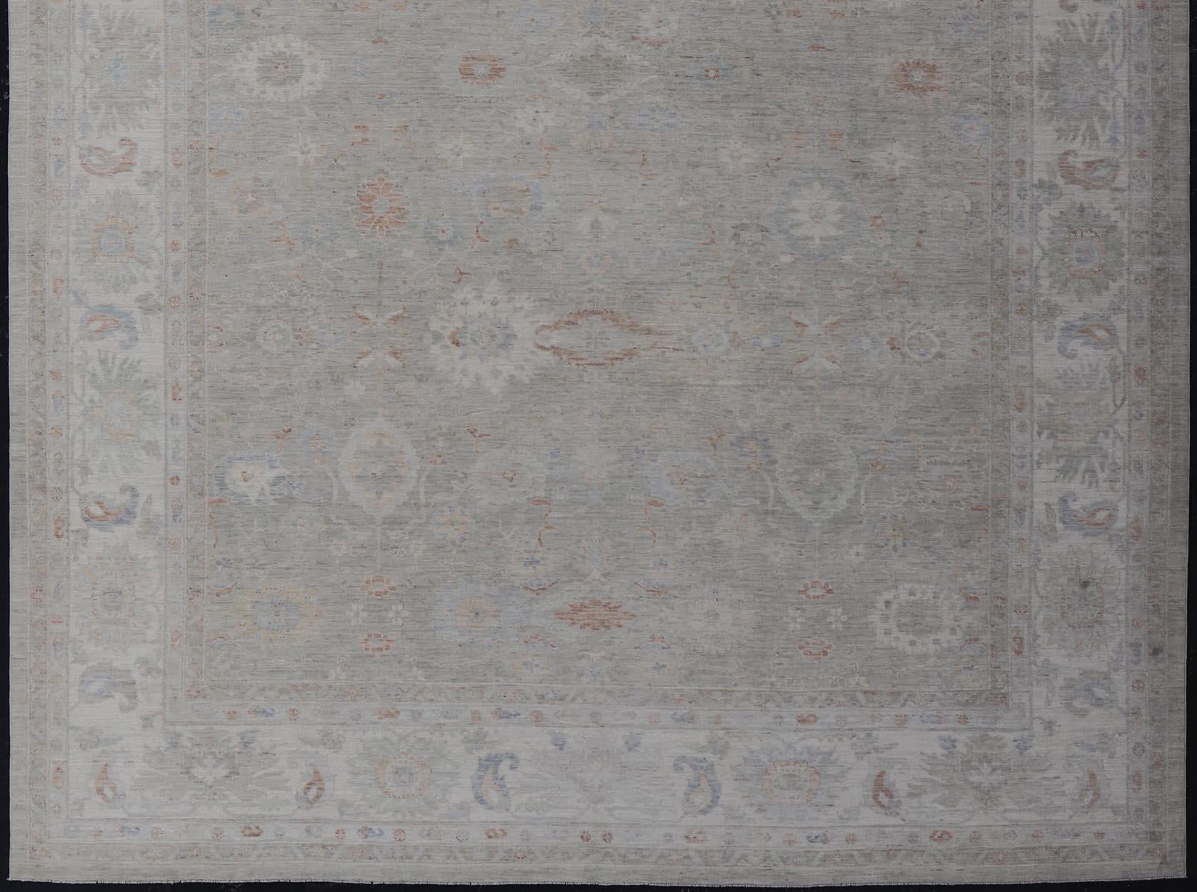 Tappeto Oushak con base verde salvia e sottili accenti pastello 13'6 x 19'0 in vendita 6