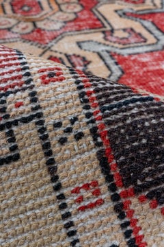 Oushak Runner – Crimson Medallion Design with Softened Tribal Motifs