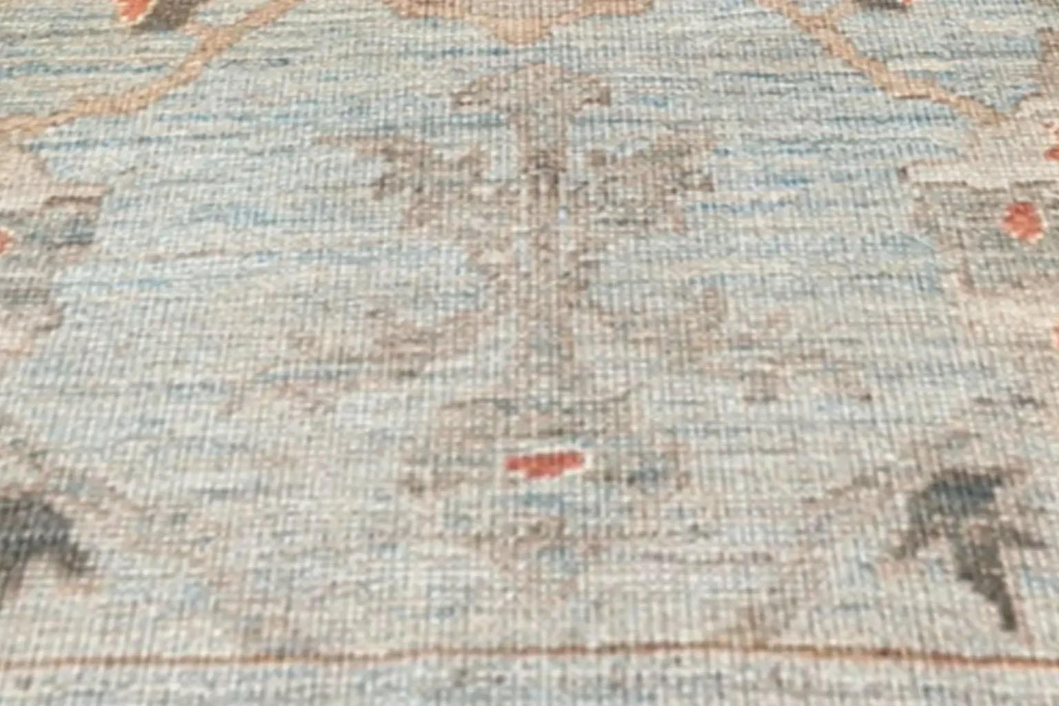 Turkey Long Runner Rug Circa 1990 - Oushak Design - blue Ivory In Excellent Condition For Sale In Dallas, TX