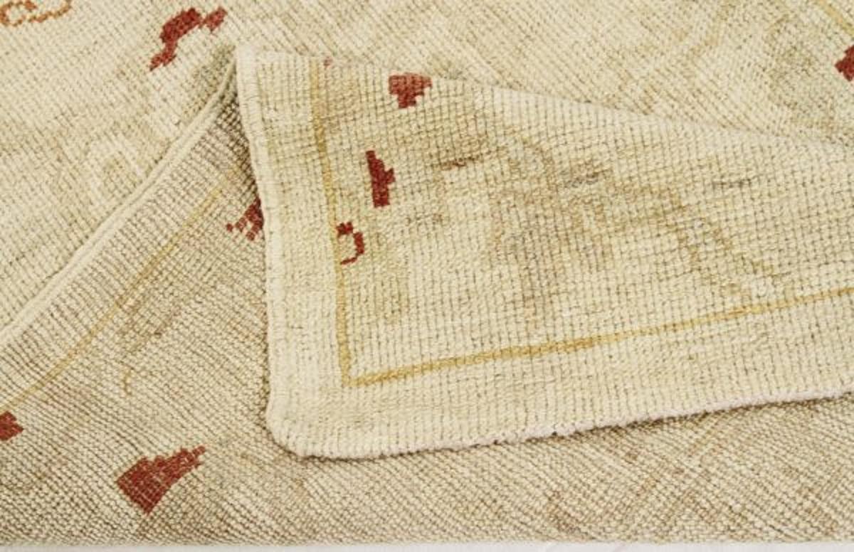 20ième siècle Tapis de couloir Oushak vers 1990 - 13824 en vente