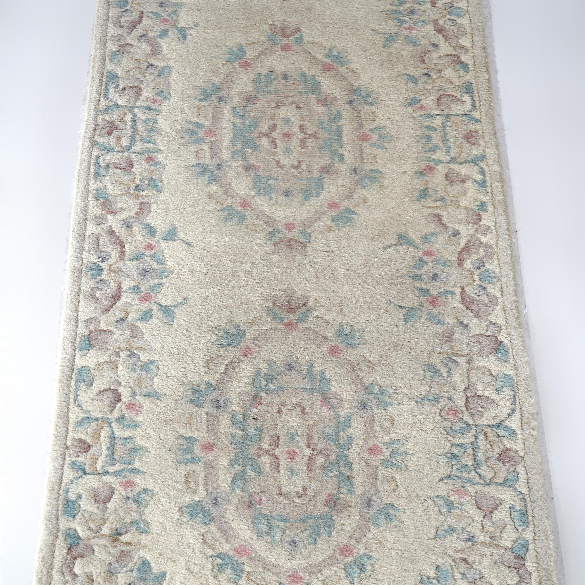 Oushak Style Turkish Oriental Long Rug Runner Wool Rug 20th C In Good Condition For Sale In Big Flats, NY
