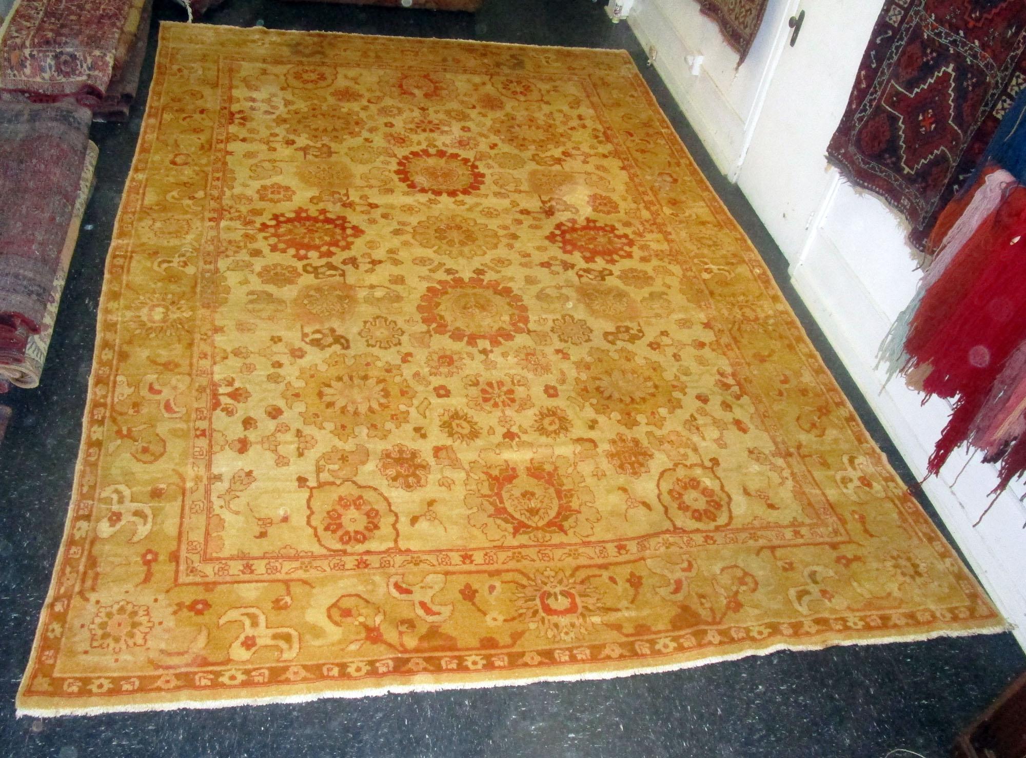 Oushak Wool Pile Antique Turkish Rug Large Size For Sale 6