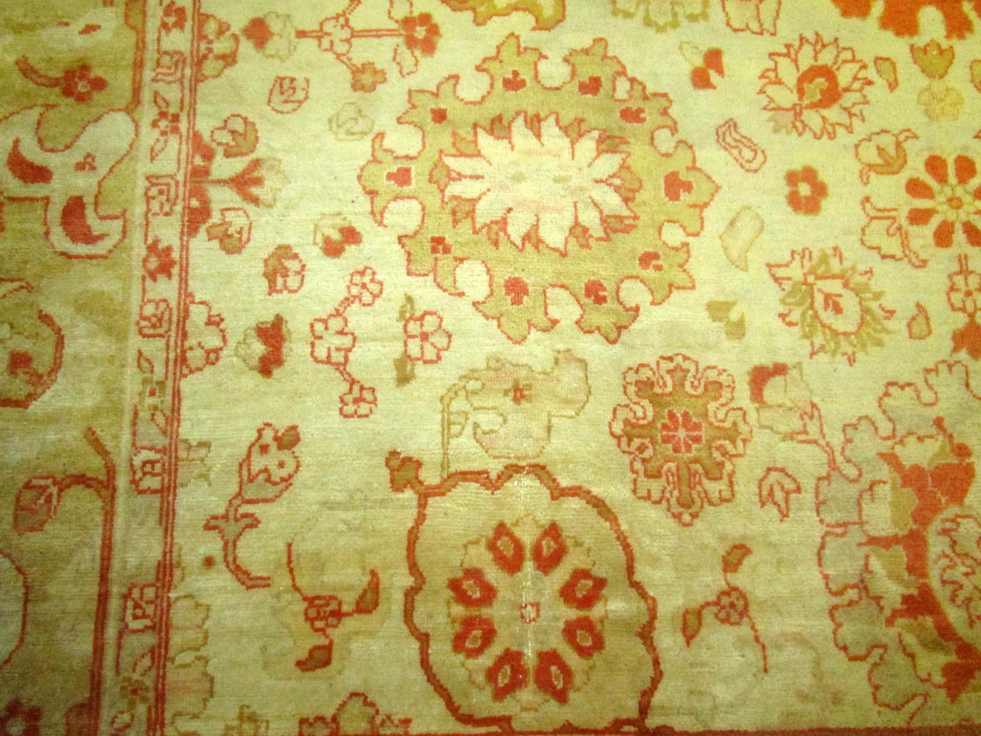Oushak Wool Pile Antique Turkish Rug Large Size For Sale 4