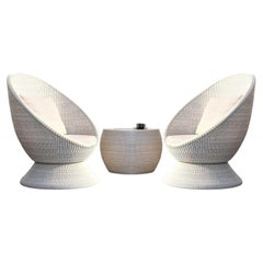 Outdoor 360° Rotating Lounge Chair in Seashell Wicker