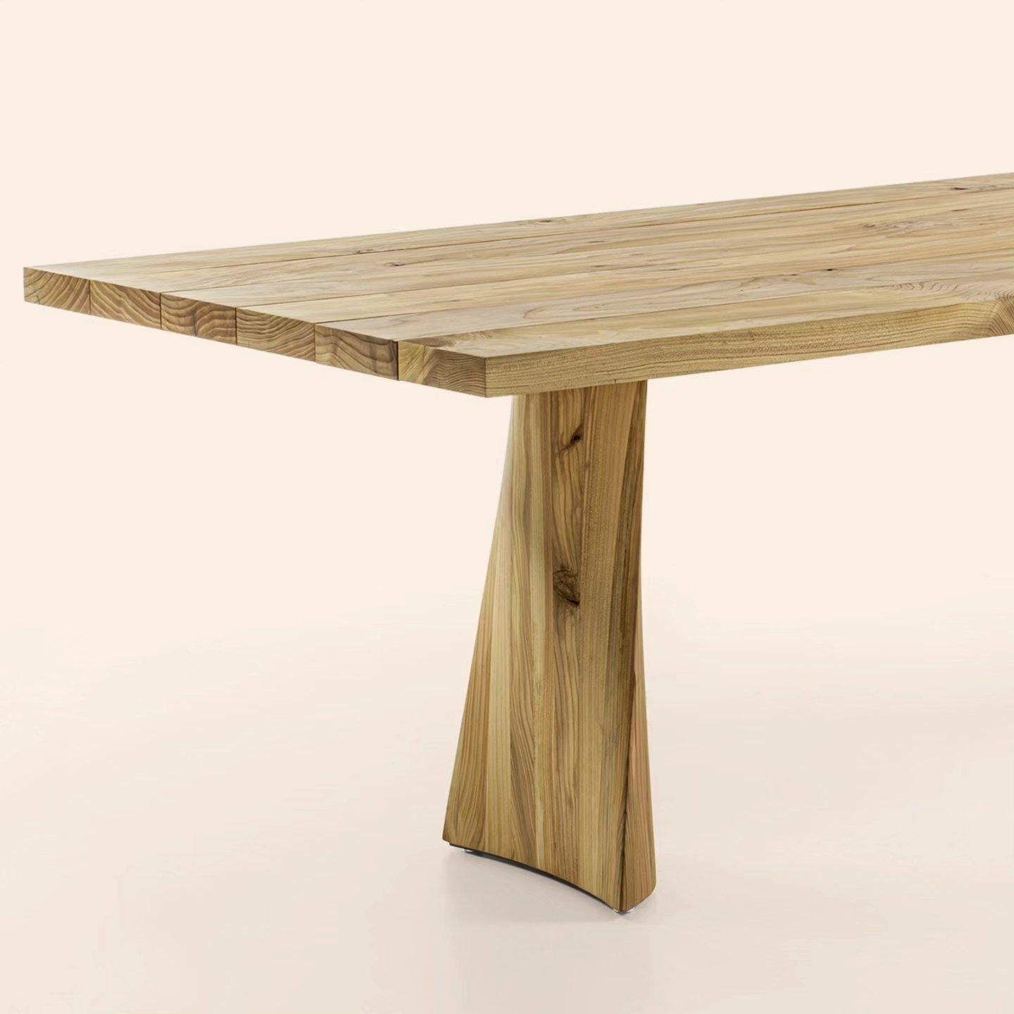 XXI secolo e contemporaneo Tavolo da pranzo in legno di cedro per esterni con cinque sgabelli e una panca in legno di cedro massiccio in vendita