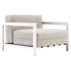 Poltrona da esterno con struttura in acciaio inox microtesturizzato