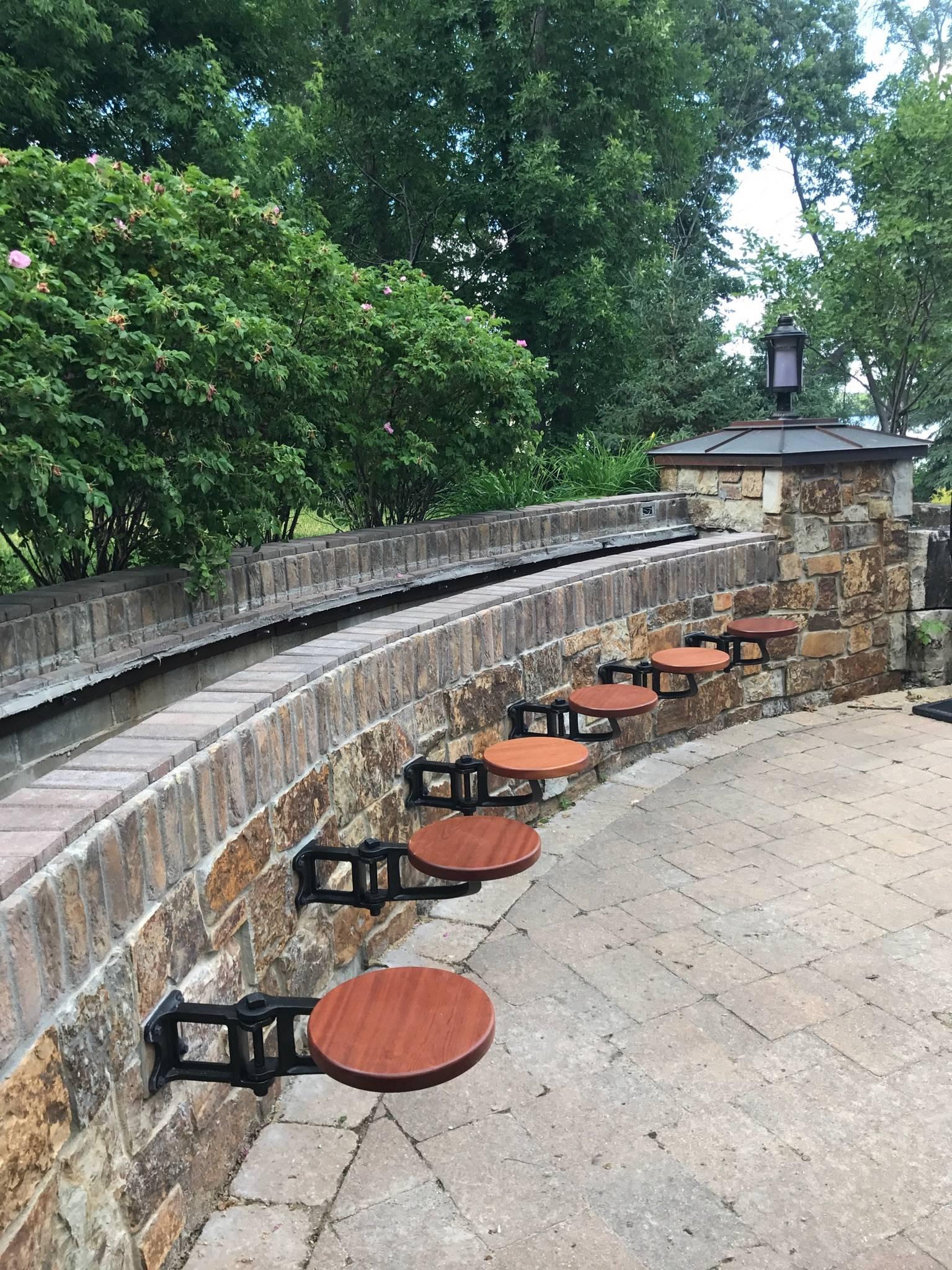 swing out bar seats
