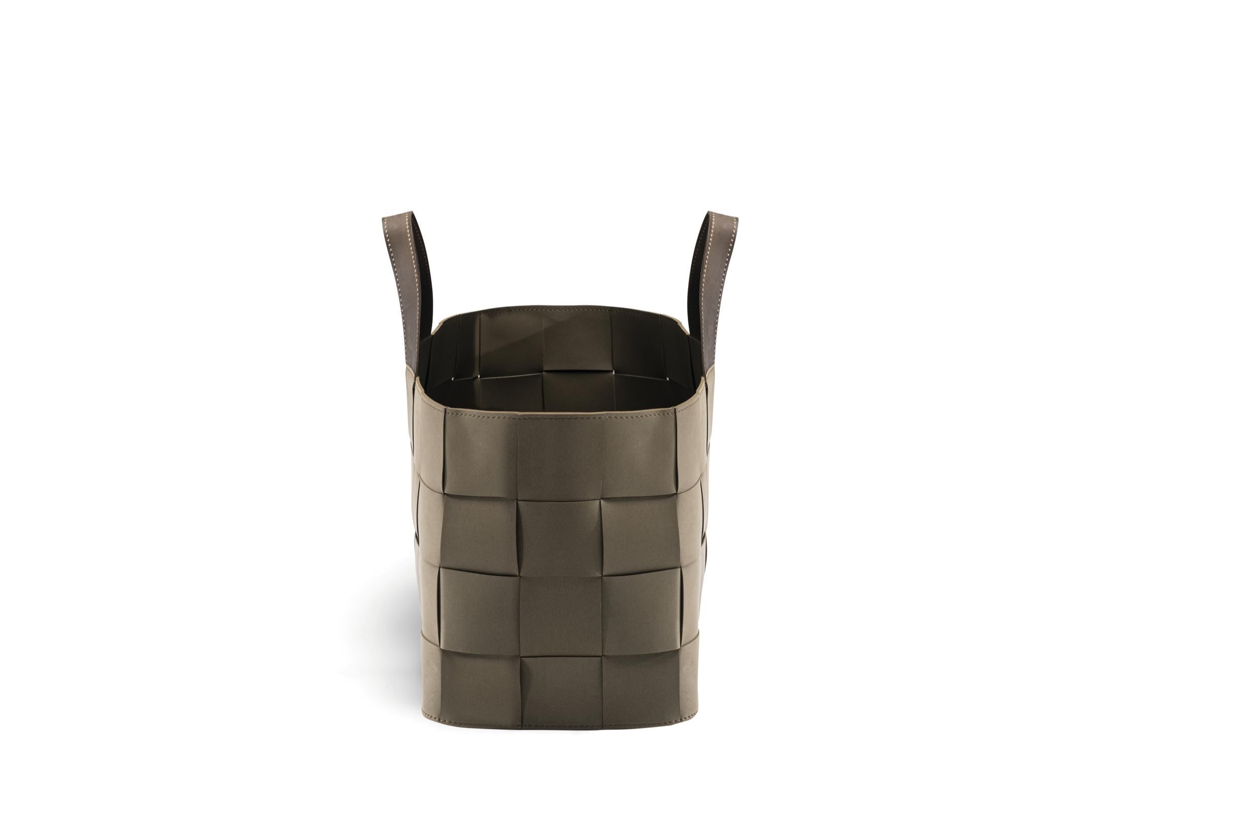 Modern Outdoor Basket Olive Green Molteni&C by Vincent van Duysen Design For Sale