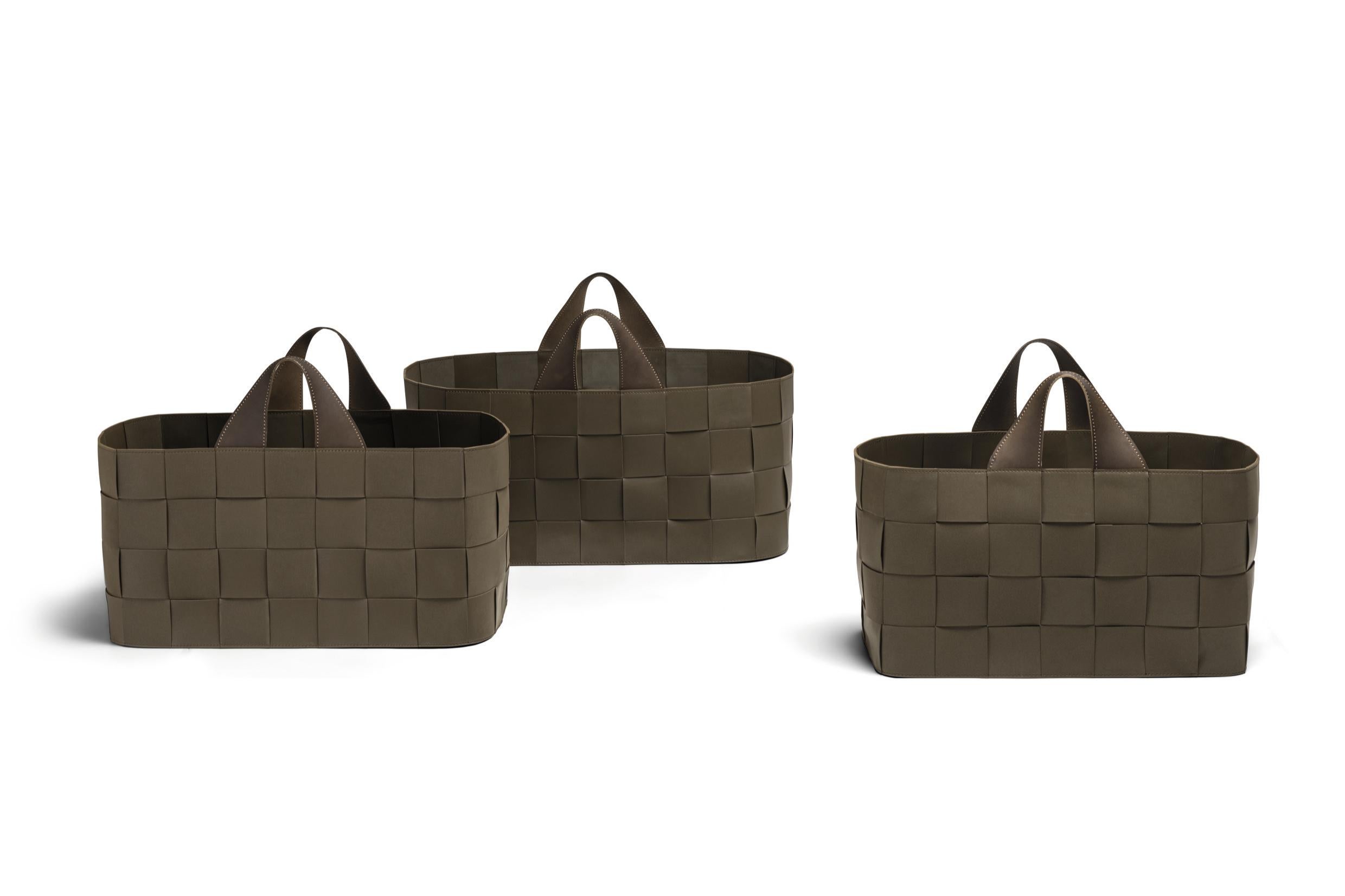 Cesta de exterior Verde Oliva Molteni&C de Vincent van Duysen Design Contemporáneo en venta