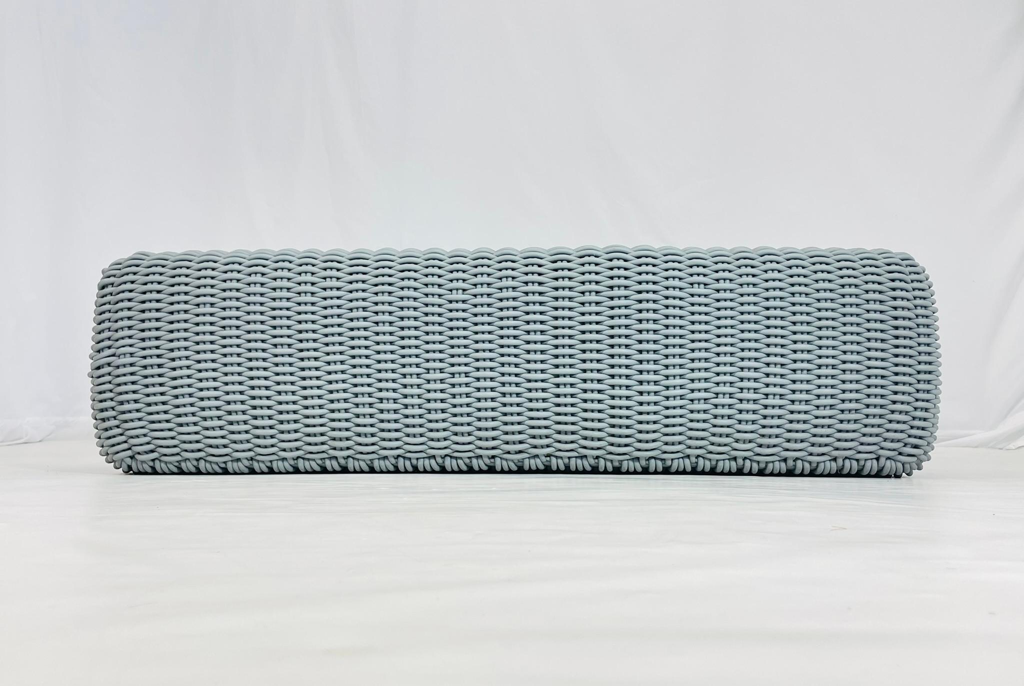 XXI secolo e contemporaneo Panchina da esterno di Shore Furniture, London 21st Century in vendita