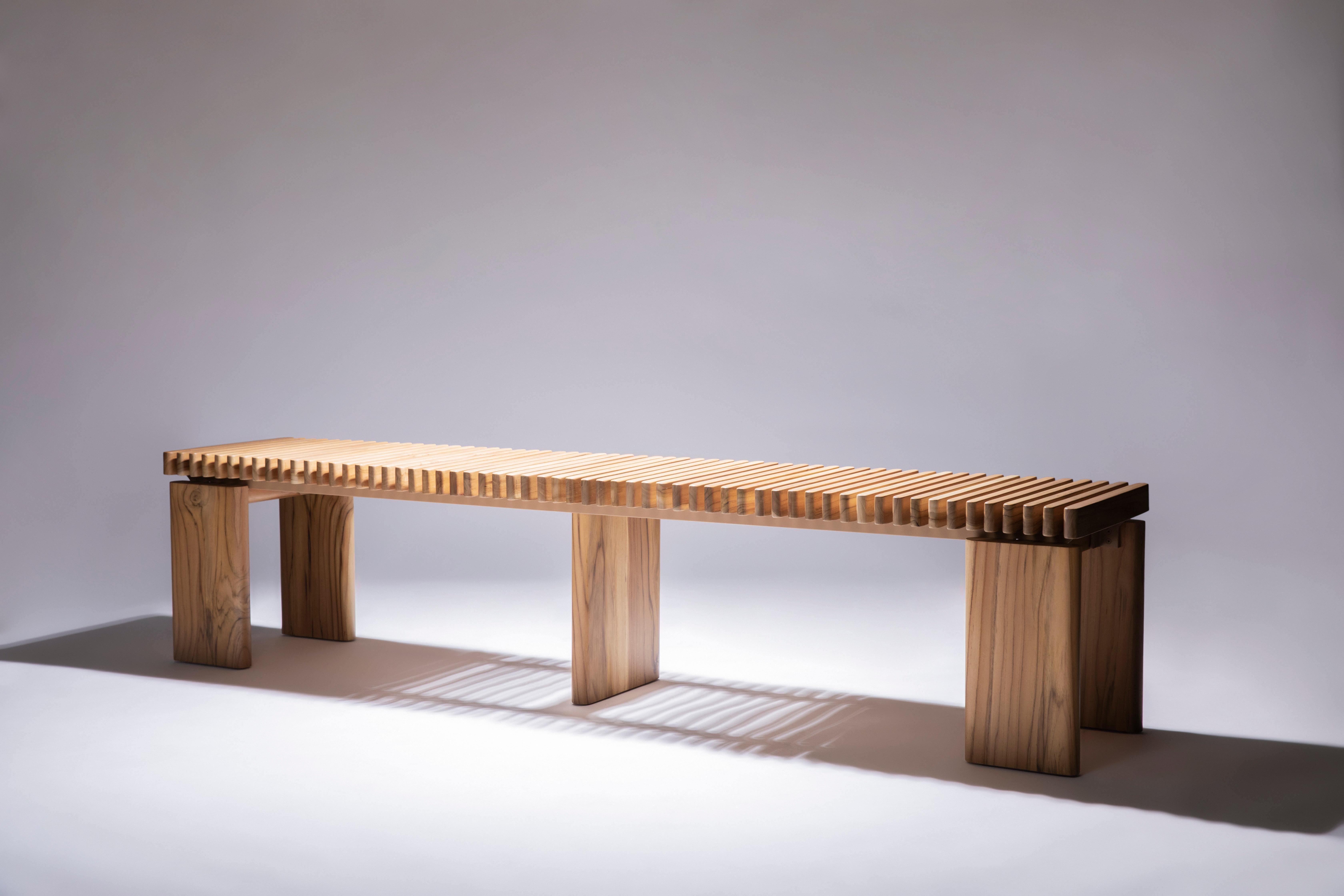 Outdoor Bench in Solid Brazilian Teak by Ricardo Bello Dias for +55design In New Condition For Sale In Campinas, BR