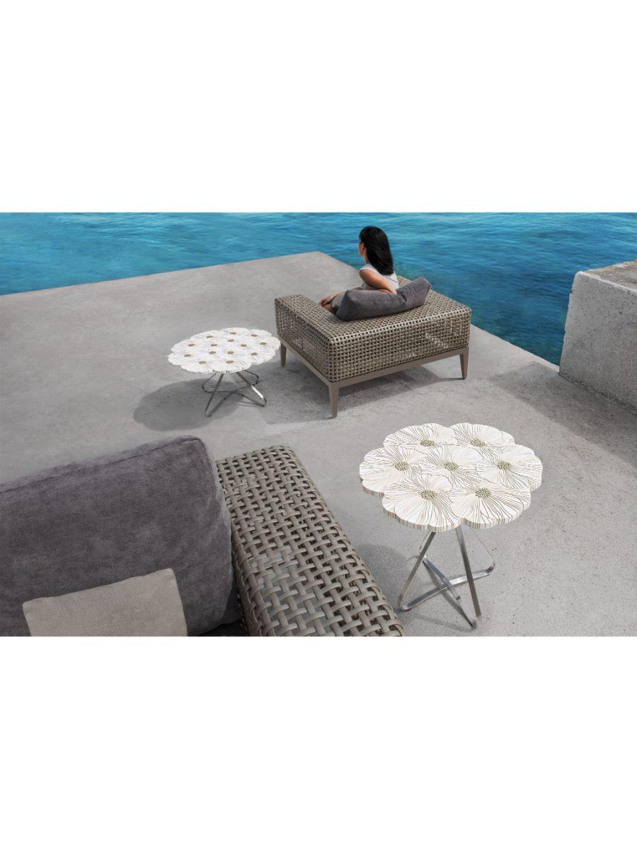 Outdoor Bouquet End Table by Kenneth Cobonpue In New Condition For Sale In Geneve, CH