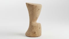 Outdoor Barhocker aus Zedernholz, geschnitzt aus einem einzigen Block duftender Zedern