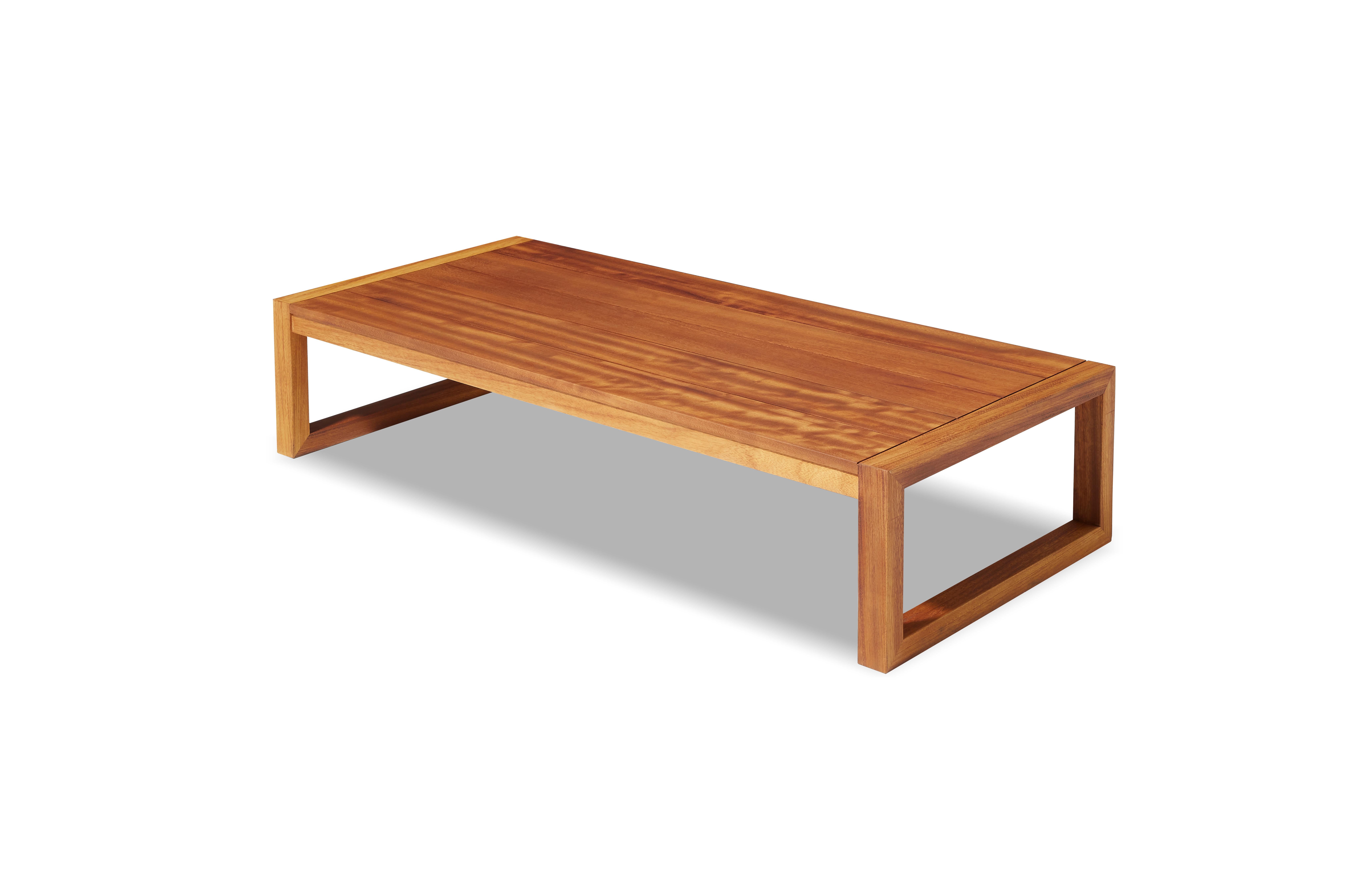 Moderne Table basse d'extérieur en Iroko massif par CDW - GUSTO en vente