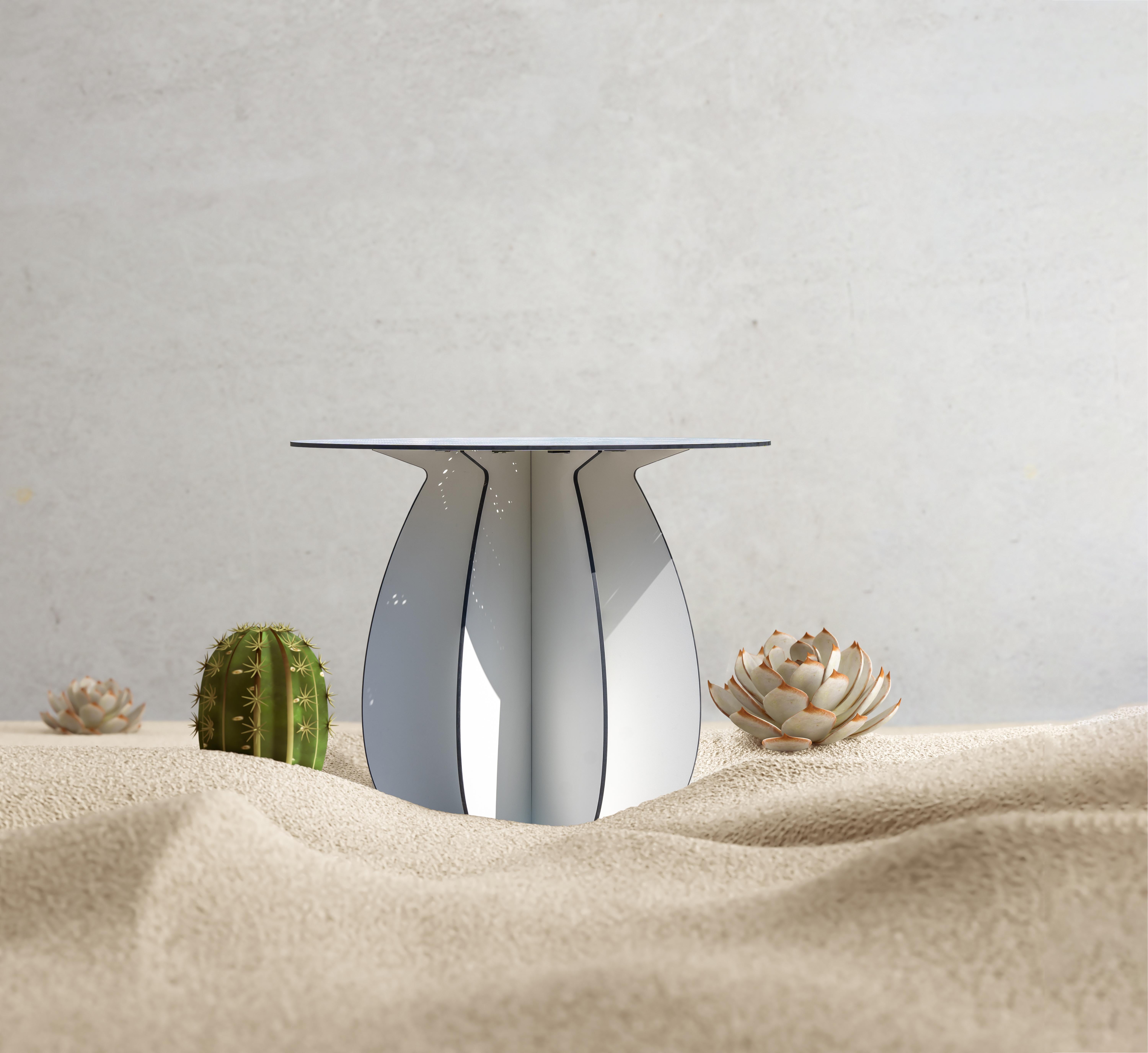 Français Table basse d'extérieur - White GARDENIA ø60 cm en vente