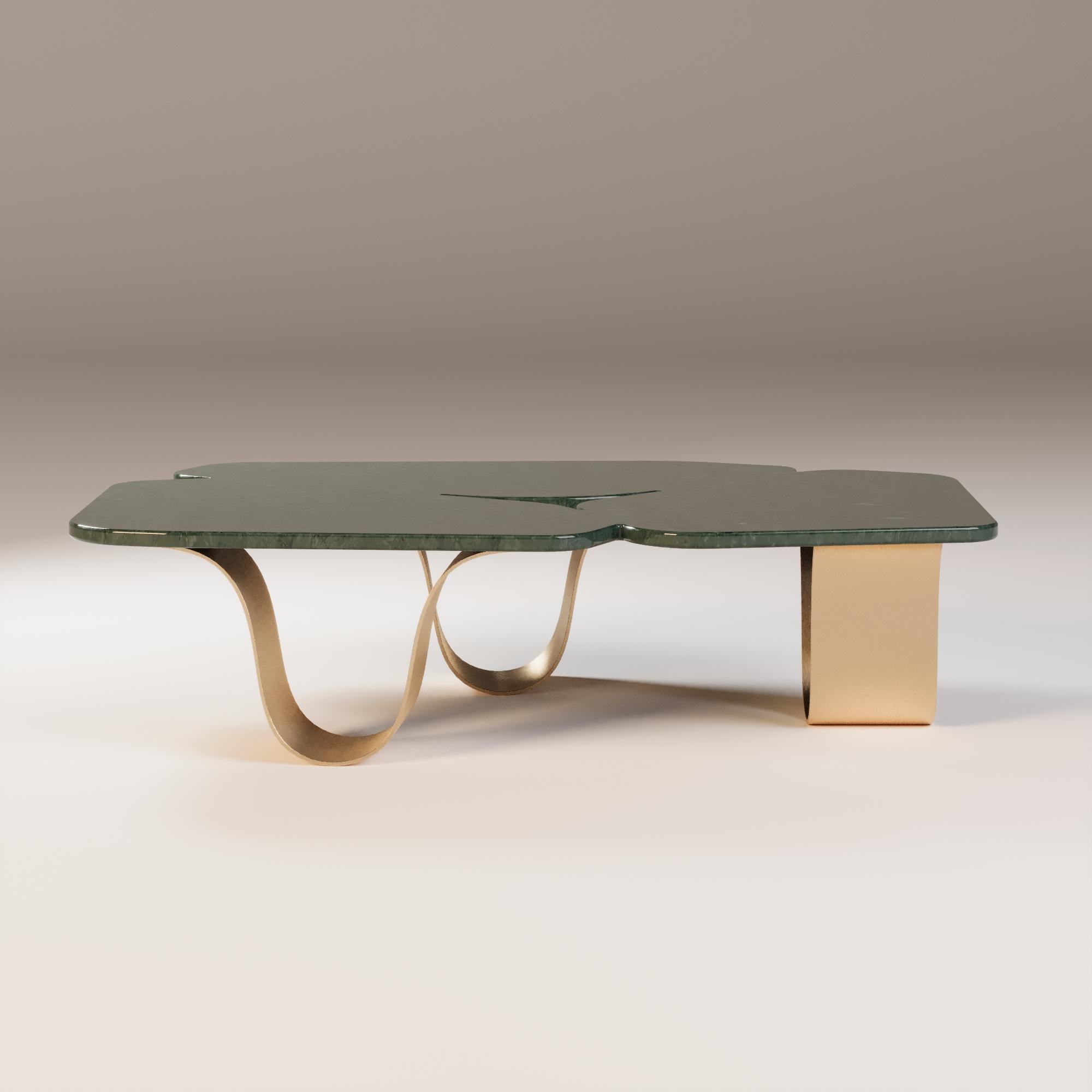Moderne Table basse de patio avec surface en marbre vert en vente