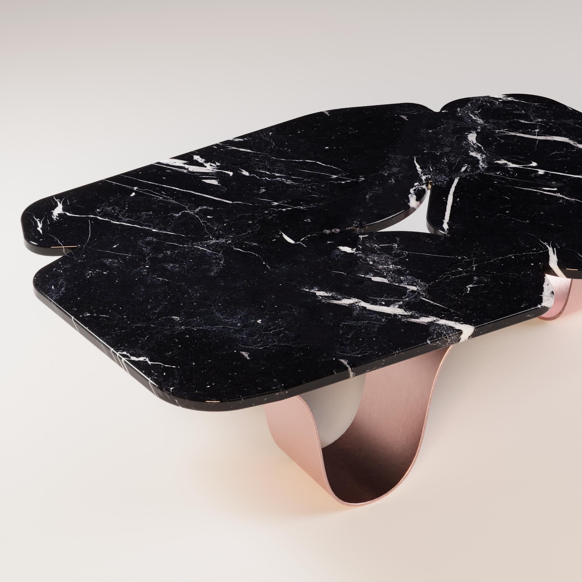 Patio Coffee Table with Nero Marquina Marble Top and Copper Legs In New Condition For Sale In Santo Tirso, PT