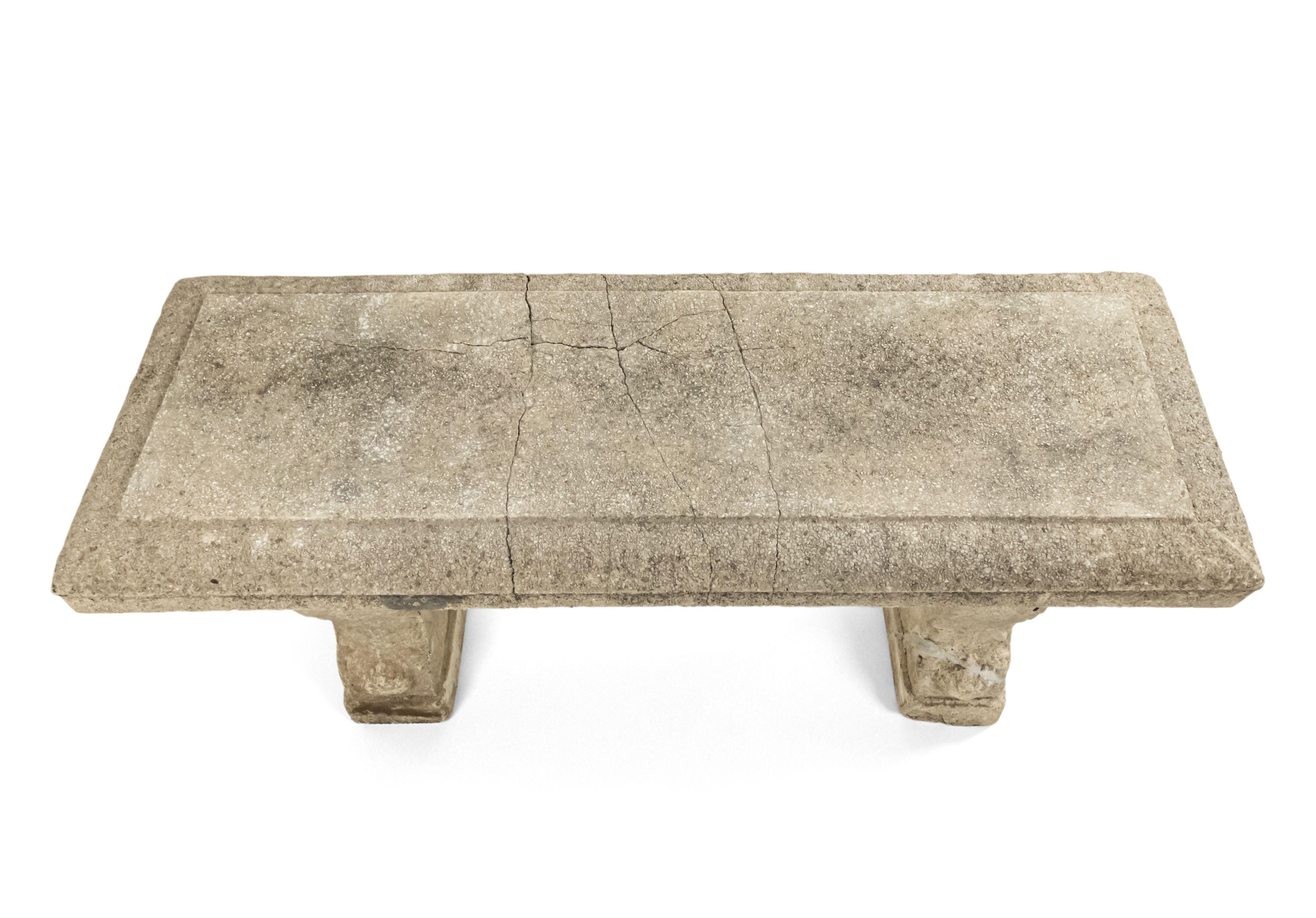Scroll-Bank aus Beton für draußen (Biedermeier) im Angebot
