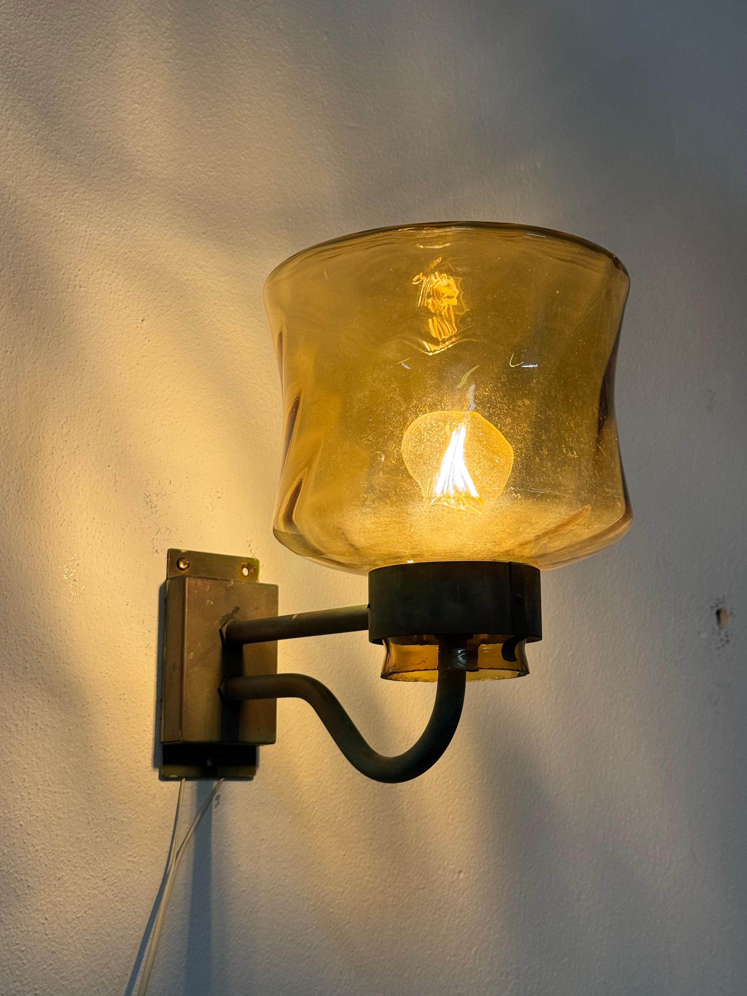 Applique extérieure en cuivre avec abat-jour en verre en vente 3