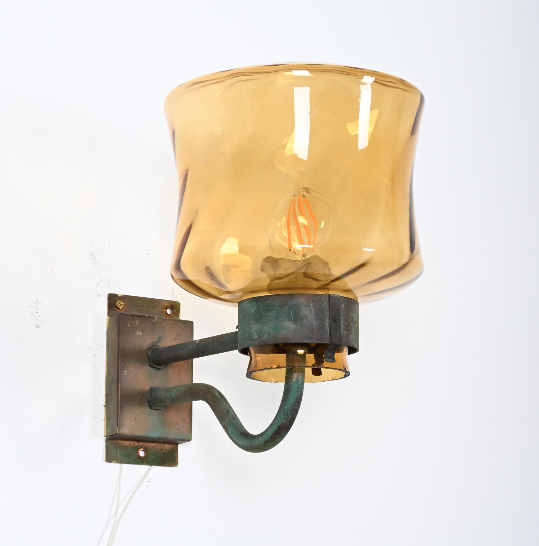 Applique extérieure en cuivre avec abat-jour en verre en vente 7
