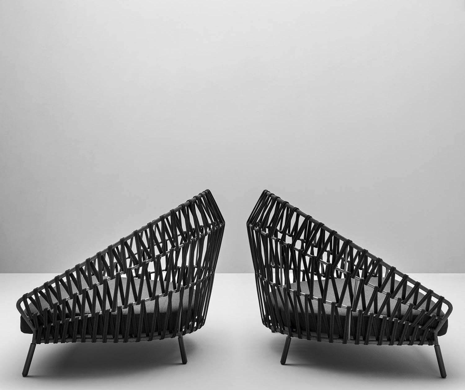 Lettino da giorno per esterni con struttura in alluminio verniciato a polvere e avvolto in una corda per esterni in vendita 4