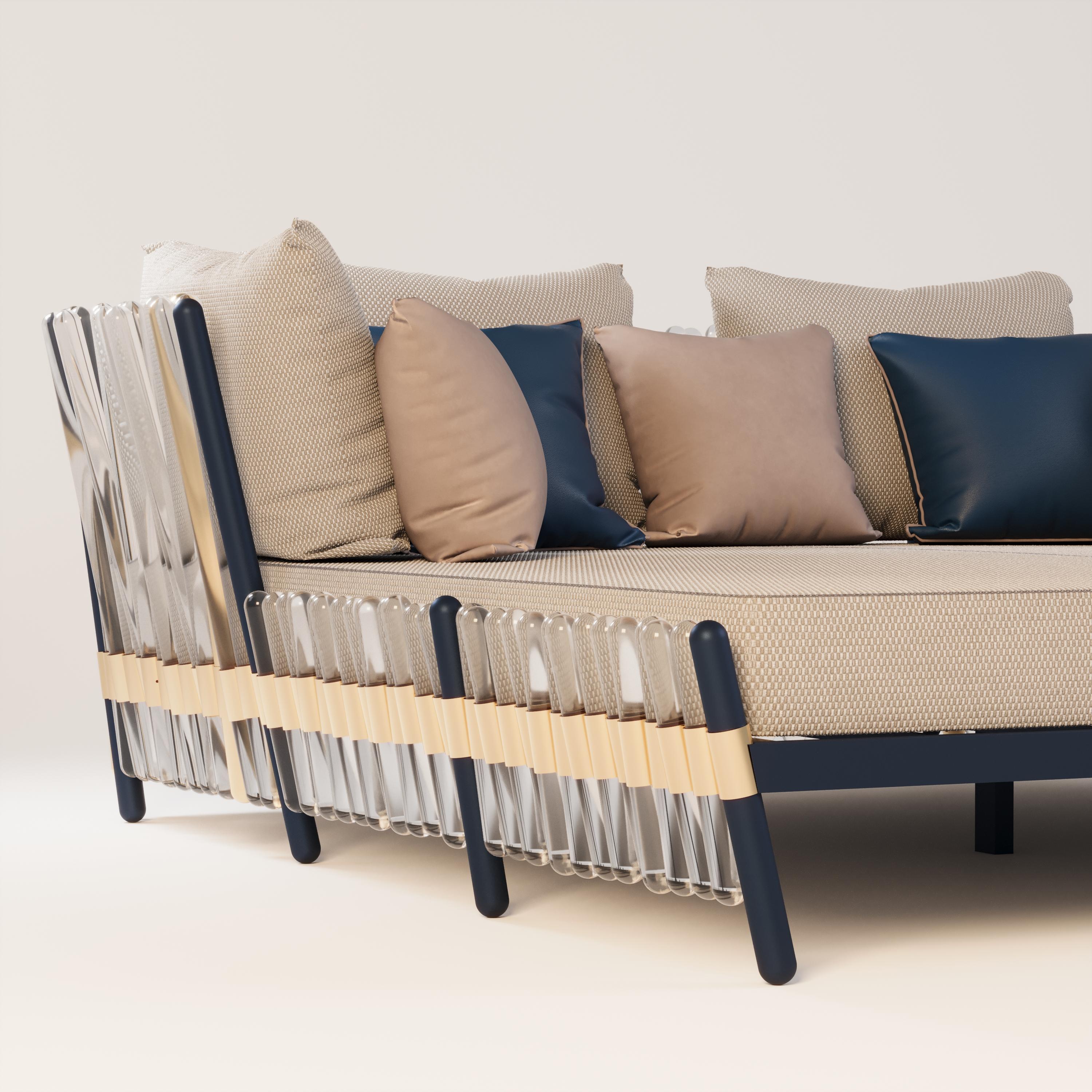 Elegante sofá-cama de exterior Houdini con detalles en azul marino y dorado en Nuevo estado para la venta en Santo Tirso, PT