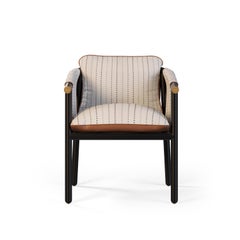 Sedia da pranzo per esterni Céline con pelle marrone e accenti dorati