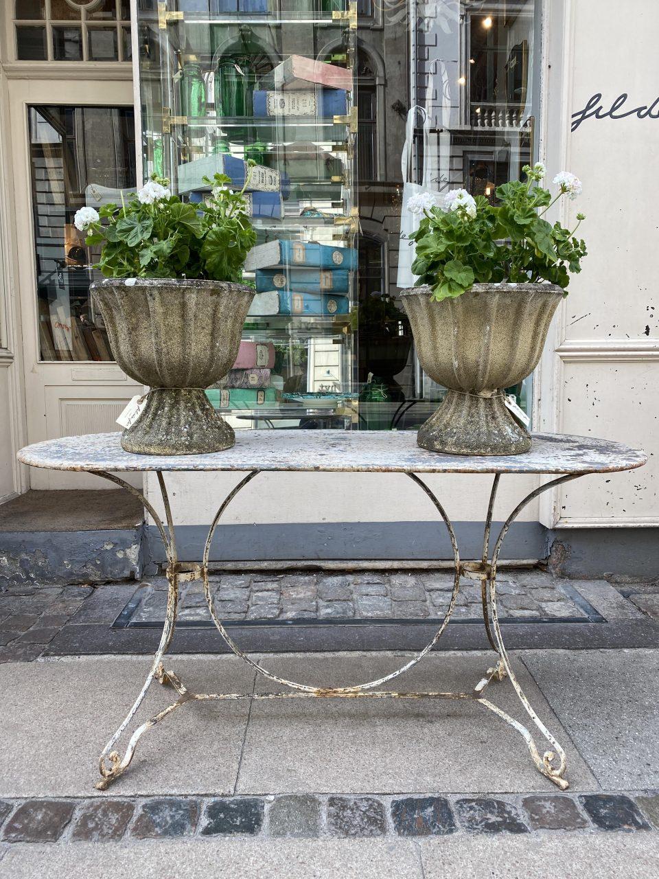 Outdoor Elliptical Console Table 1900 France 4