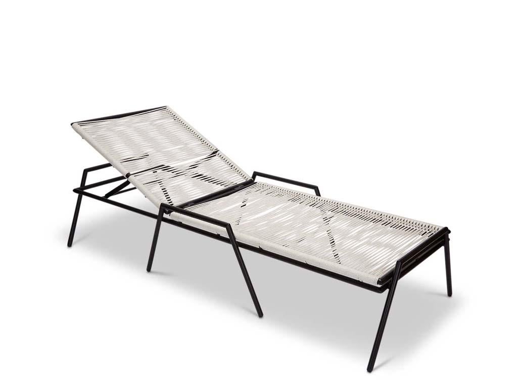 Powder-Coated Outdoor Hinterland Chaise by Lawson-Fenning For Sale
