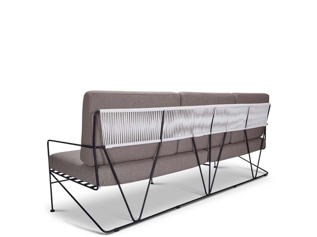 Hinterland Sofa für draußen by Lawson-Fenning (Moderne der Mitte des Jahrhunderts) im Angebot