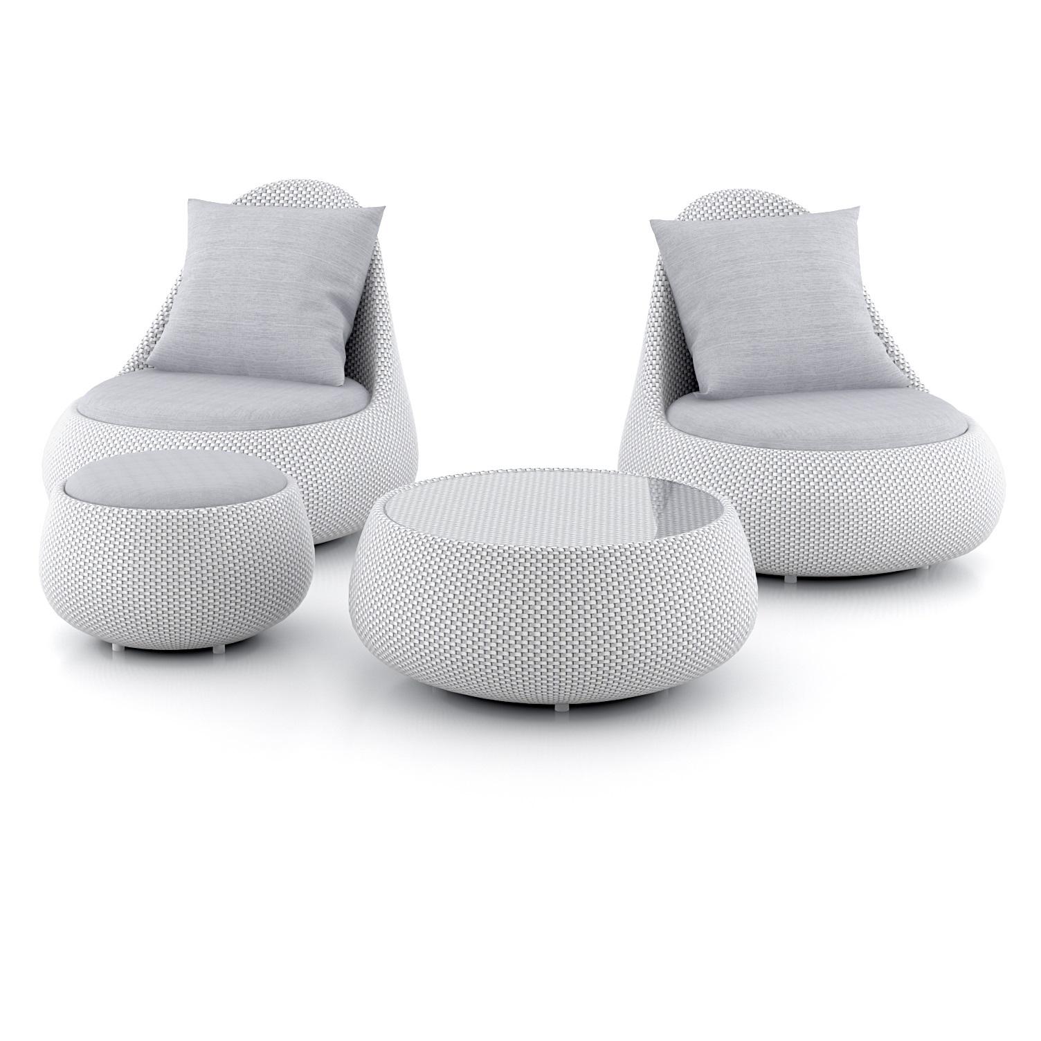 This lounge chair creates a floating feeling of lightness with its rounded silhouette. The elaborate weave and fibers highlights the beauty of its curves. The cushions are firmly embedded and therefore can not slip providing a feeling of