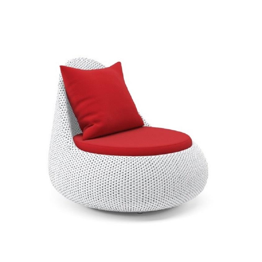 Lounge-Stuhl für draußen aus geflochtenem Geflecht (Handgefertigt) im Angebot
