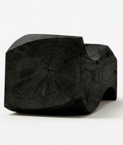 Banc Loveseat d'extérieur par Jake Phipps, sculpté à partir d'un seul bloc de cèdre parfumé