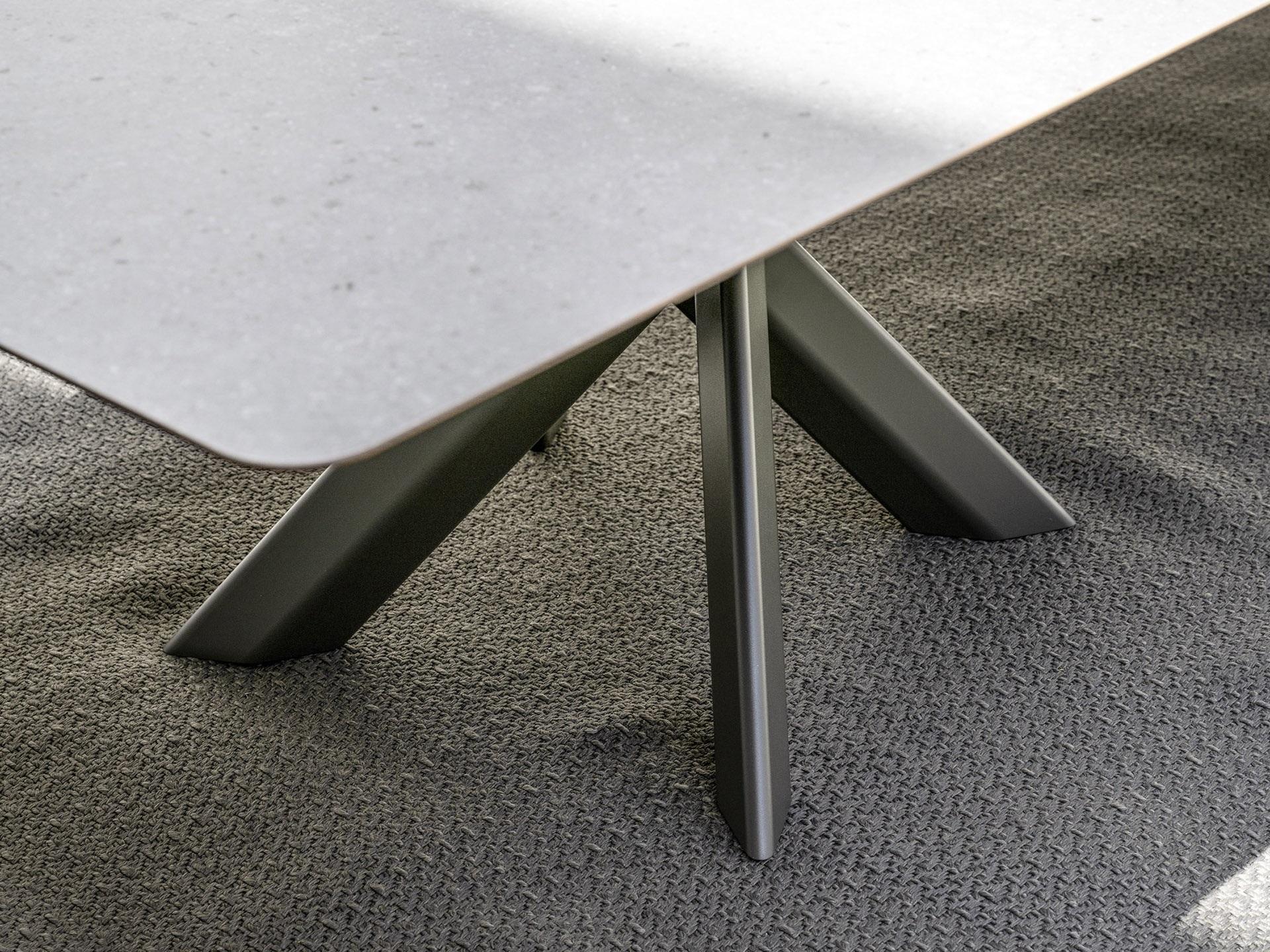 Contemporary Outdoor Maxi System Star Table By Daniele Lo Scalzo Moscheri For Sale