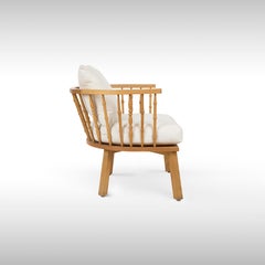 Outdoor Oil-Treated Oak Wood Armchair with Arabesque-Inspired Carved Backrest