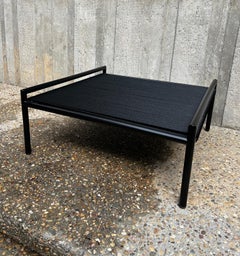 Pouf da esterno in acciaio inox verniciato a polvere nero + Corde nere / In magazzino