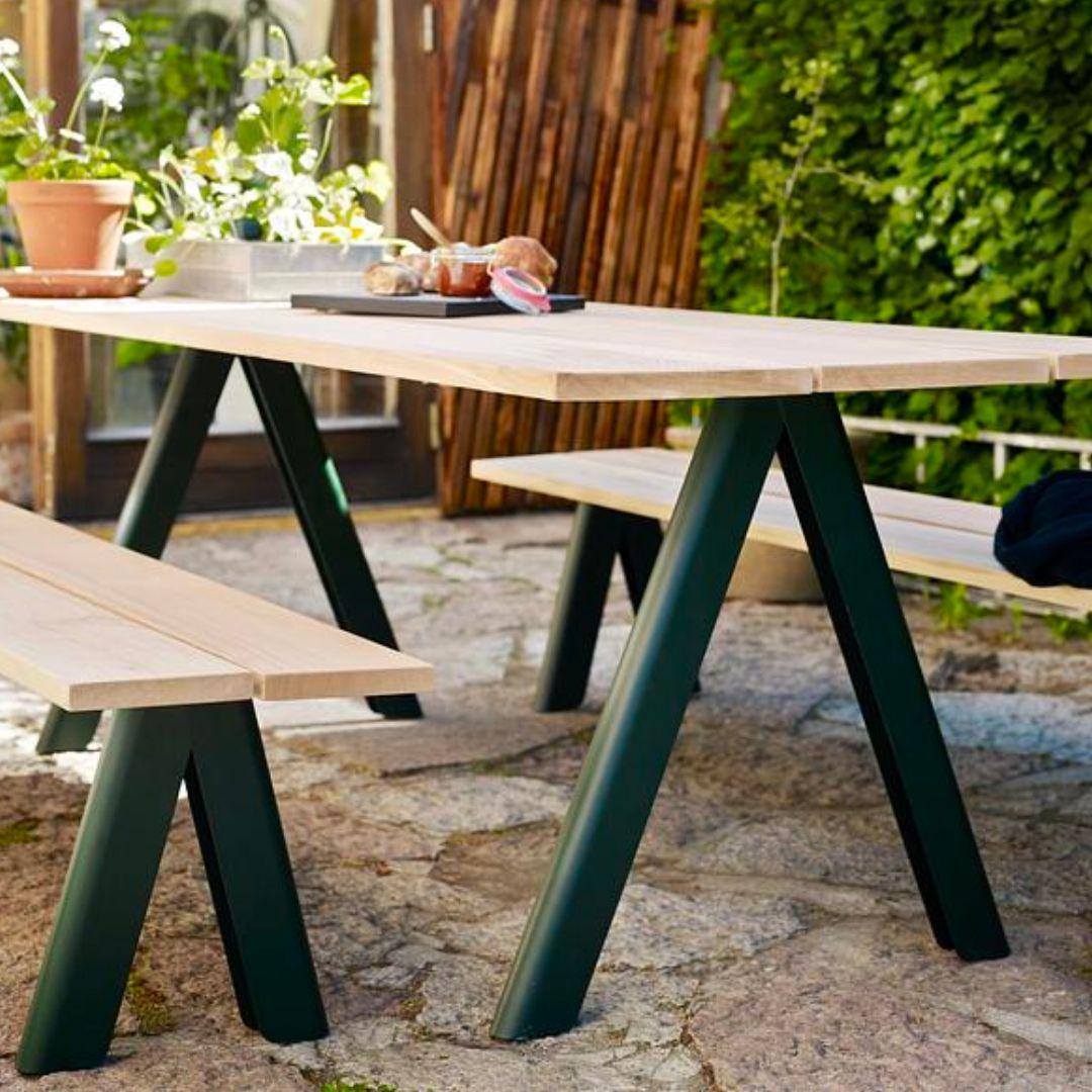 Outdoor 'Overlap' table in western red cedar and hunter green steel for Skagerak

Skagerak was founded in 1976 by Jesper and Vibeke Panduro, who took inspiration from their love of Scandinavian design and its rich tradition. The brand emphasizes