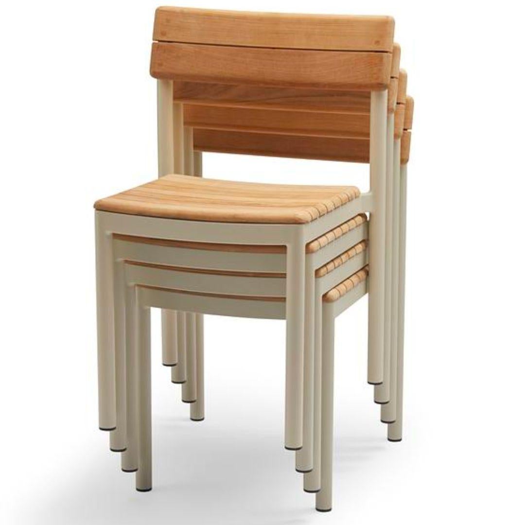 Powder-Coated Outdoor 'Pelagus' Chair in Teak and Ivory Aluminum for Skagerak For Sale
