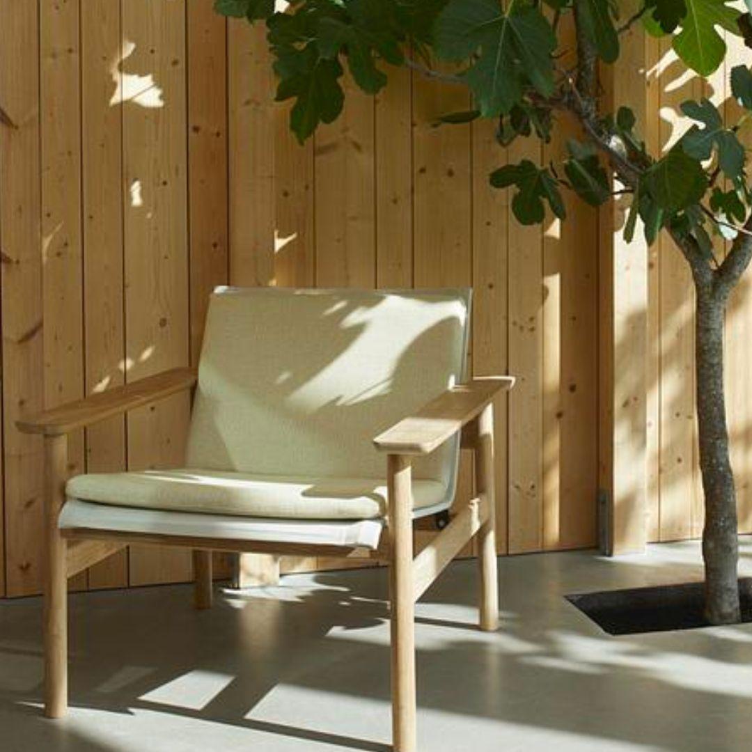 Outdoor 'Pelagus' Lounge Chair in Teak and Fabric for Skagerak For Sale 3