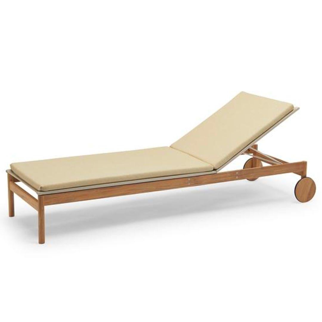 Outdoor 'Pelagus' Sunbed in Teak and Fabric for Skagerak For Sale 6