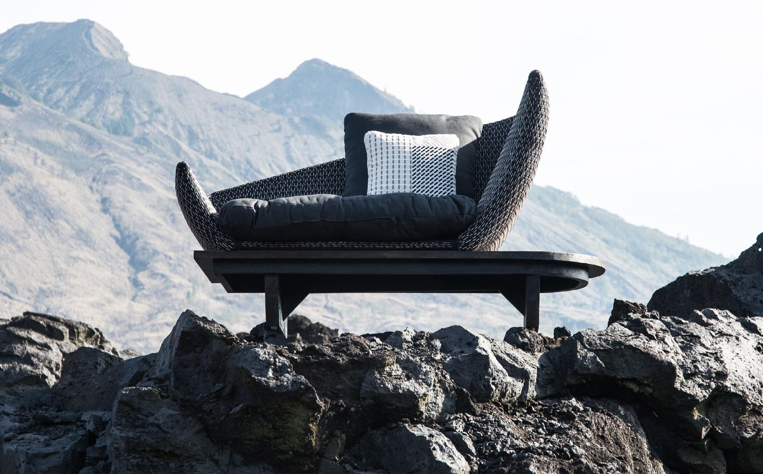 Modern Outdoor Platform Single Sofa In Dark Brown Teak For Sale