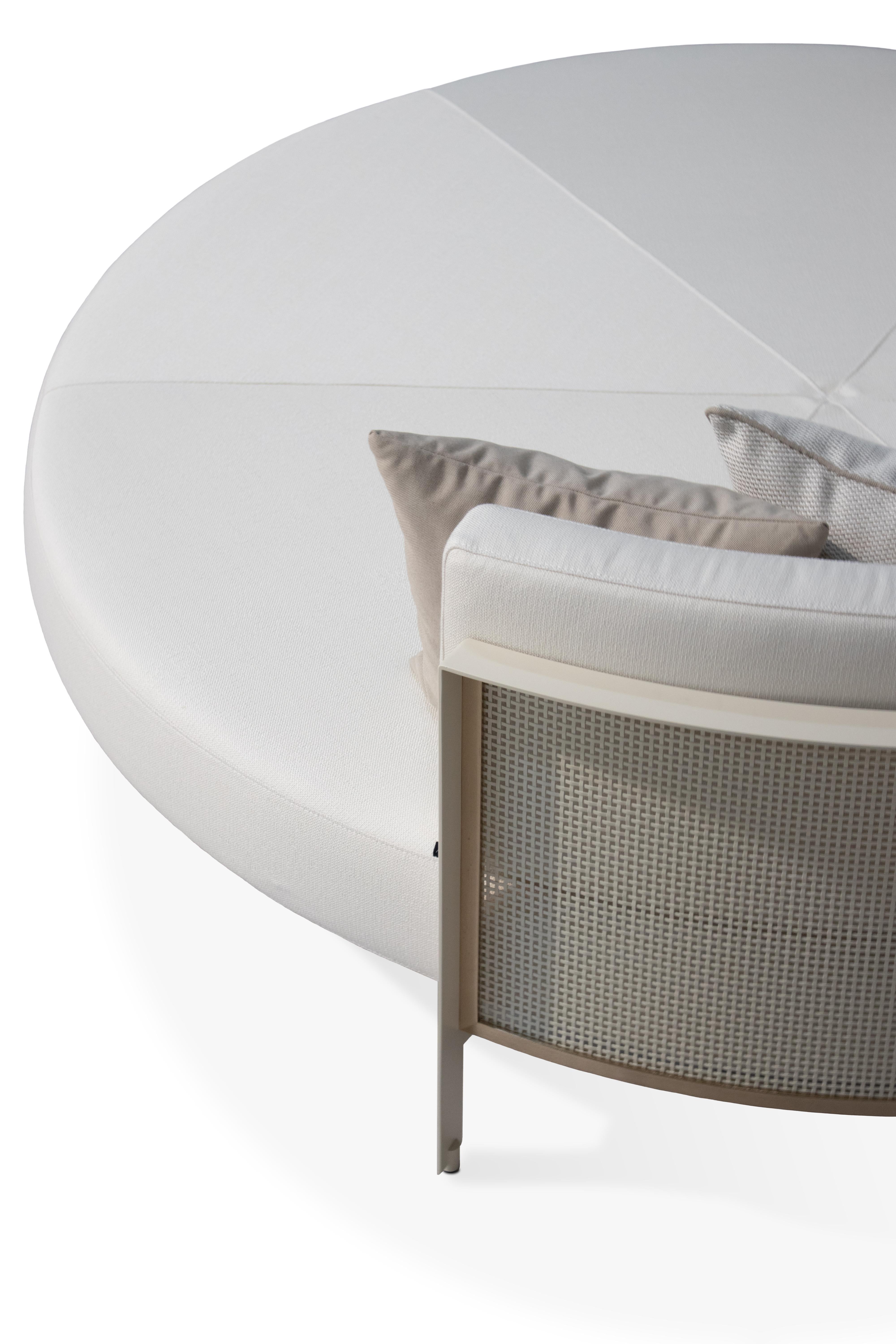 Lit de jour résistant à l'extérieur avec tissus imperméables Neuf - En vente à Santo Tirso, PT