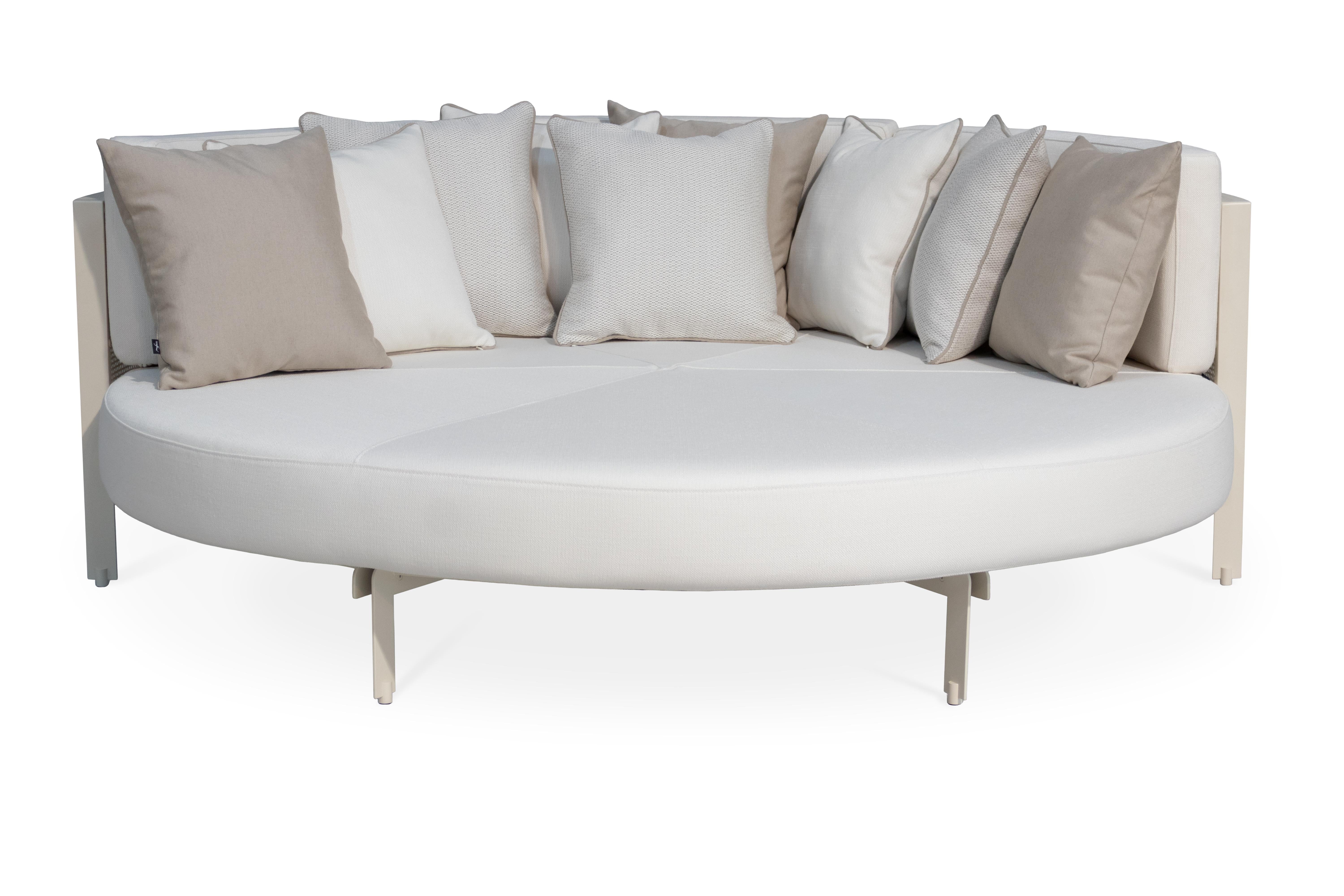 Métal Lit de jour résistant à l'extérieur avec tissus imperméables en vente