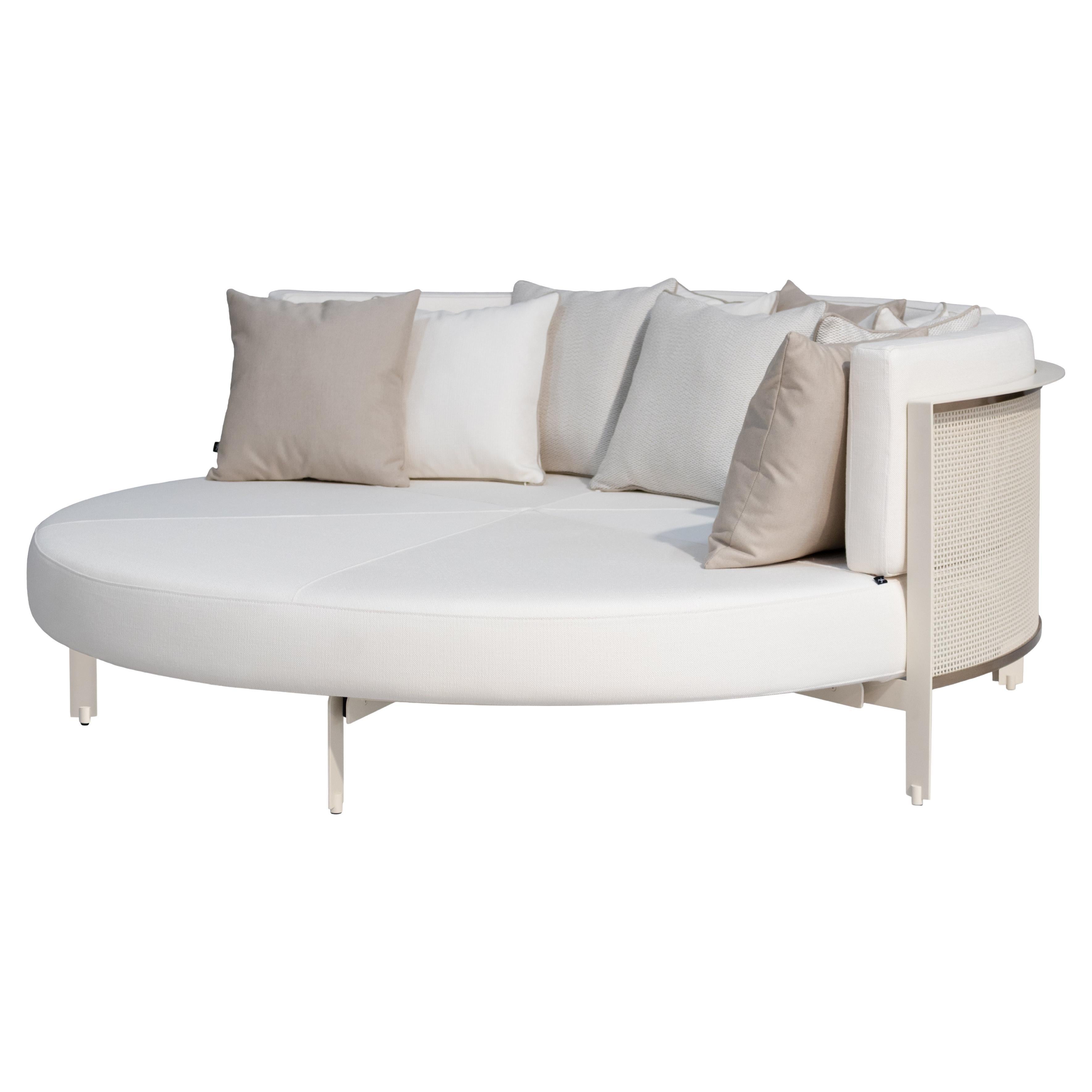 New And Custom Daybeds