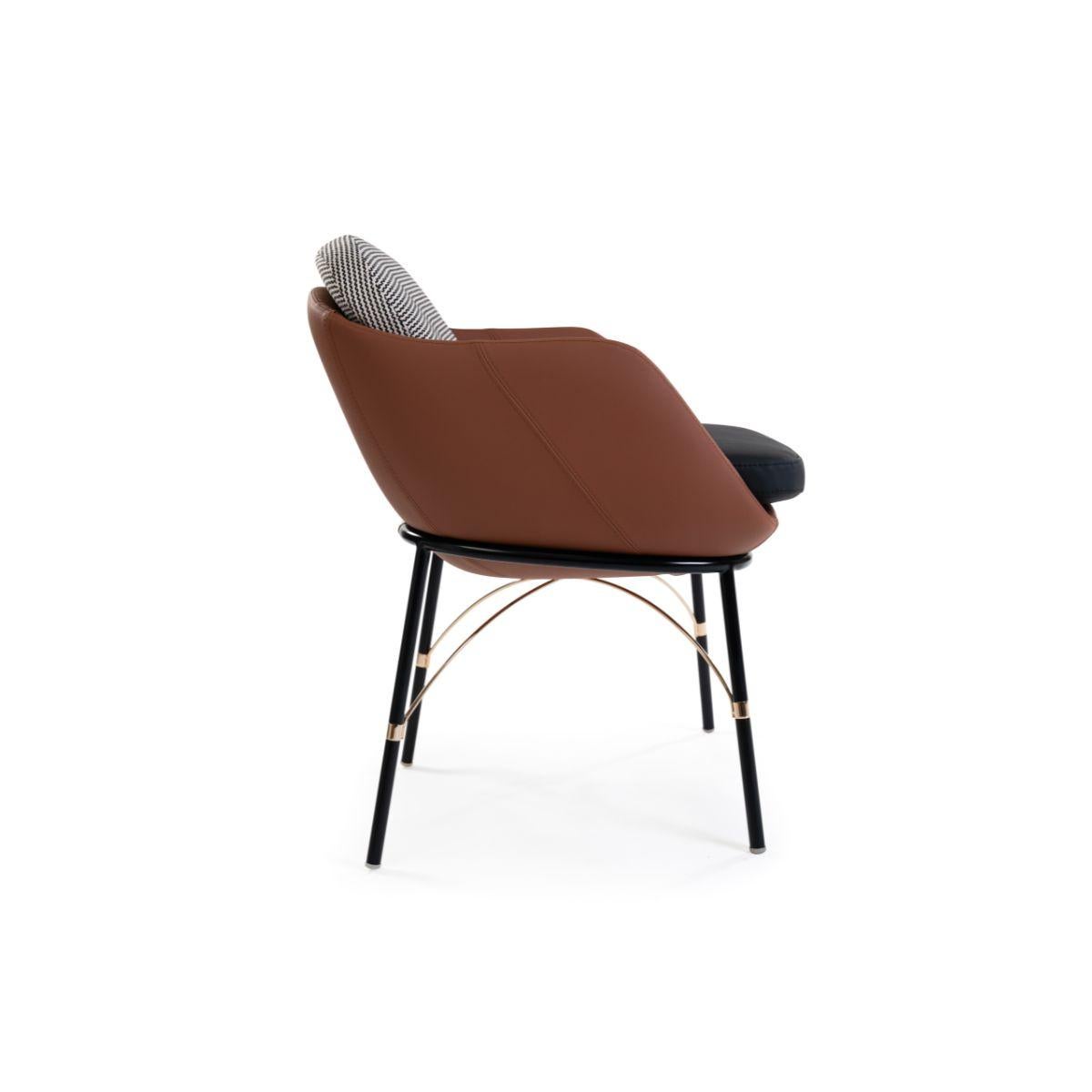 Moderne Chaise de salle à manger d'extérieur en cuir d'extérieur Brown et tissu imperméable en vente