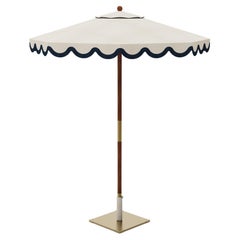 Outdoor Salerno Parasol – stylish garden shade with sturdy, refined design